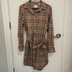 BURBERRY DRESS SIZE 8 US *taking BEST OFFER*